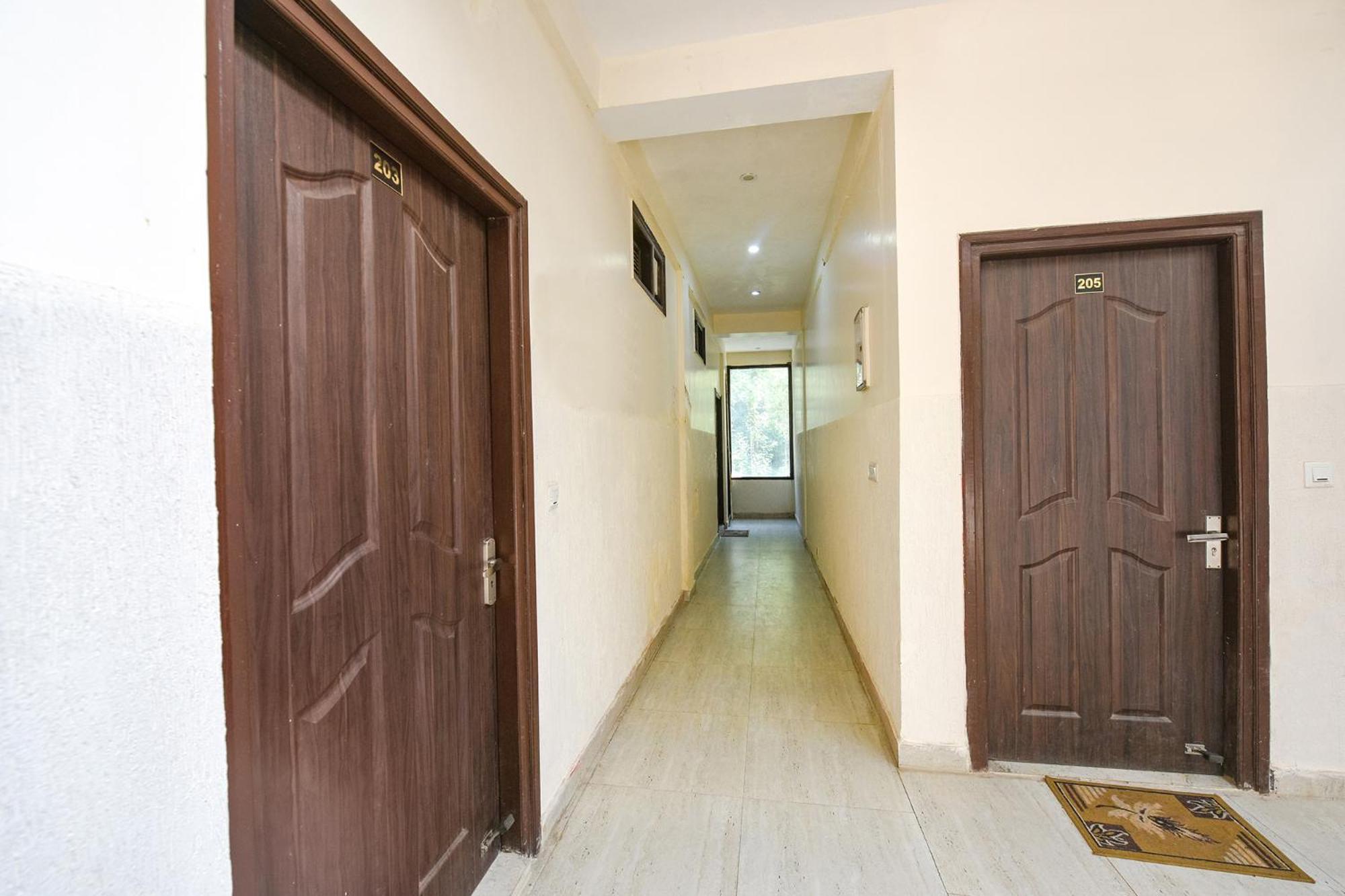 Fabhotel Kempty Lake Resort موسوري المظهر الخارجي الصورة